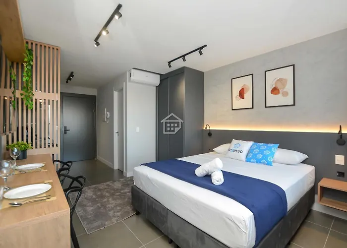 Carlos Gomes Square By Rezervo Apartamento *